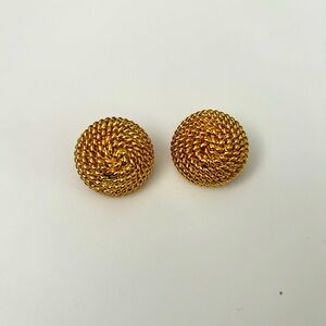 Vintage Monet gold clip on earrings